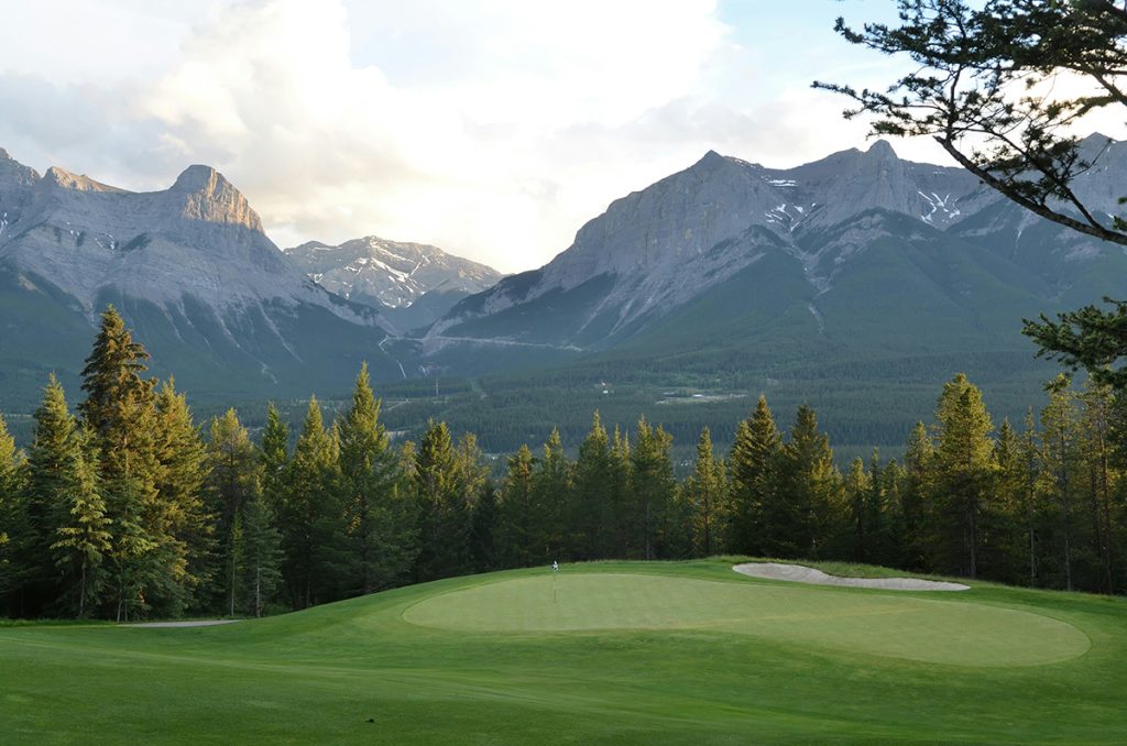 Panoramic view of a lush green golf course at Stoneybrook Golf and Country Club. Smooth