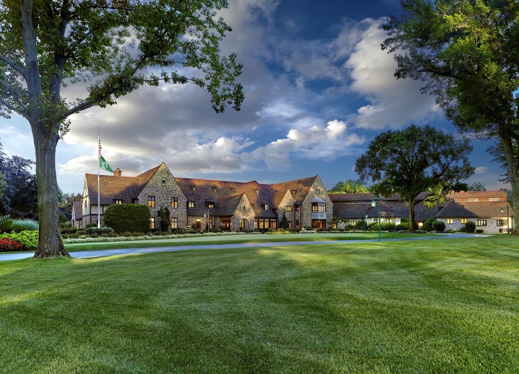 Panoramic view of a lush green golf course at Aronimink Golf Club. Smooth