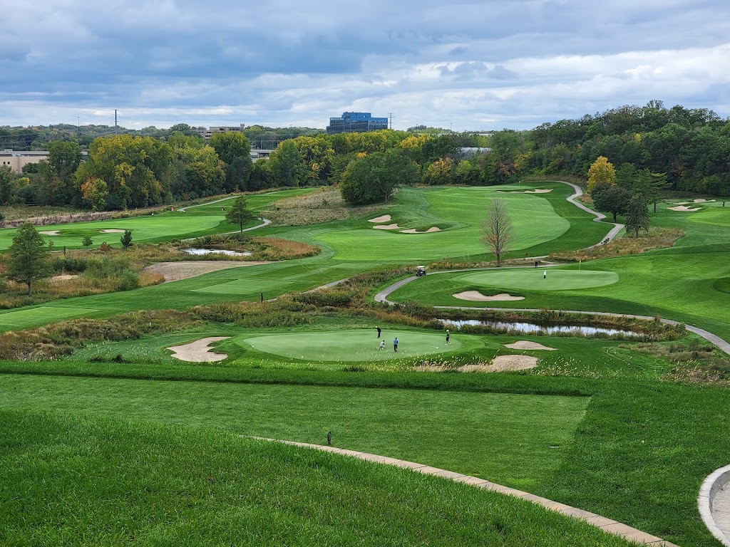 Panoramic view of a lush green golf course at Braemar Golf Course. Smooth