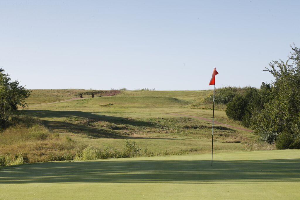 Panoramic view of a lush green golf course at Buffalo Rock Golf and Venue. Smooth