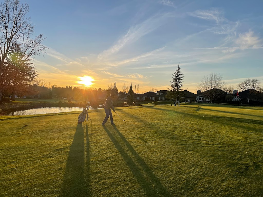 Panoramic view of a lush green golf course at Claremont Golf Club. Smooth