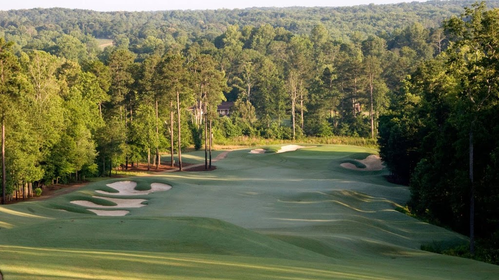 Panoramic view of a lush green golf course at Echelon Golf Club. Smooth