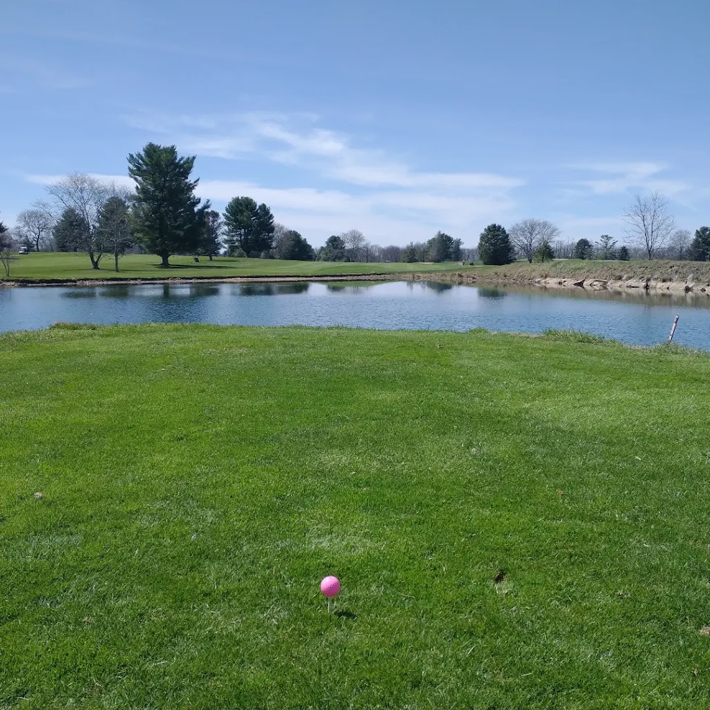 Panoramic view of a lush green golf course at Grandview Country Club. Smooth