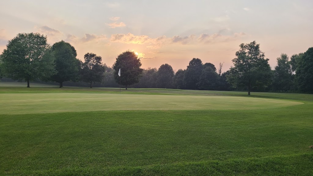 Panoramic view of a lush green golf course at Meadowview Golf & Country Club. Smooth