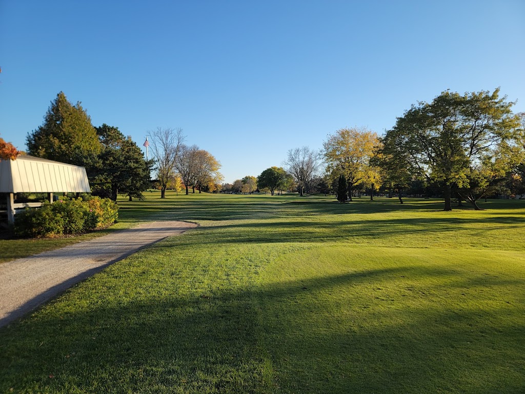 Panoramic view of a lush green golf course at Reid Municipal Golf Course. Smooth