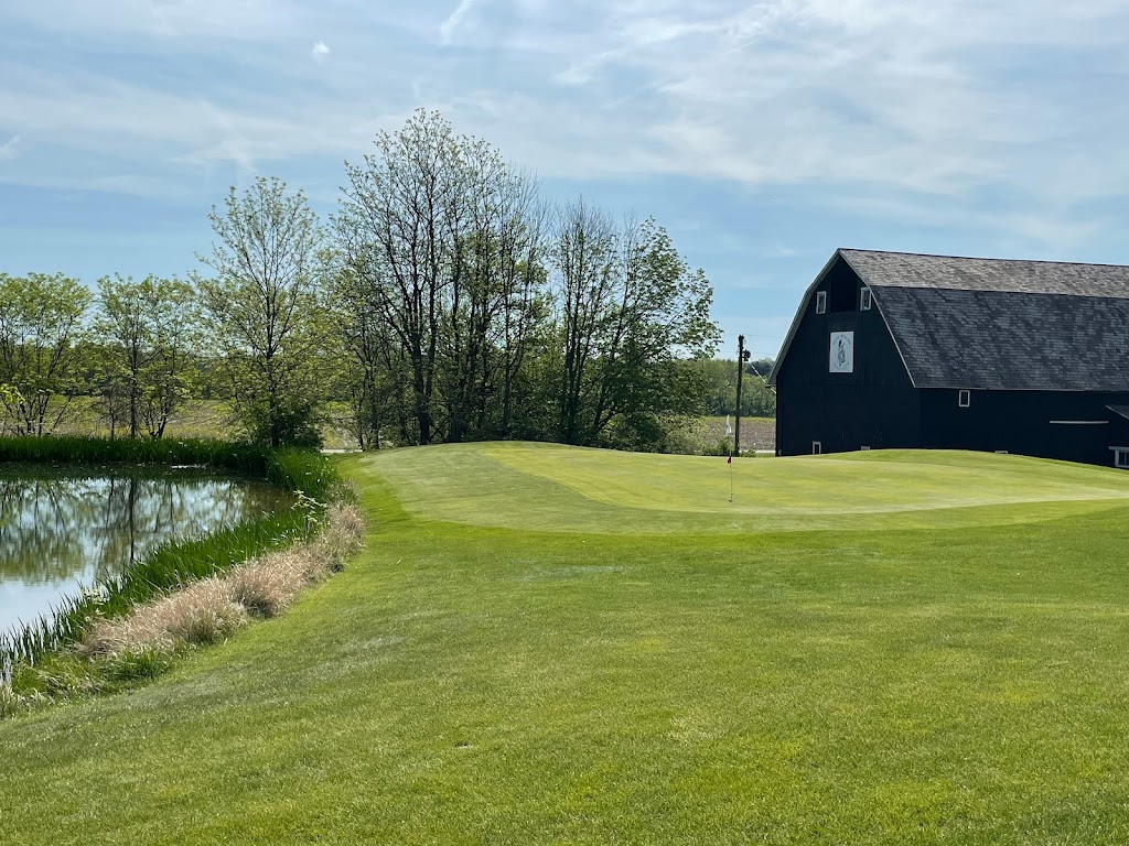 Panoramic view of a lush green golf course at Royal Hylands Golf Club. Smooth