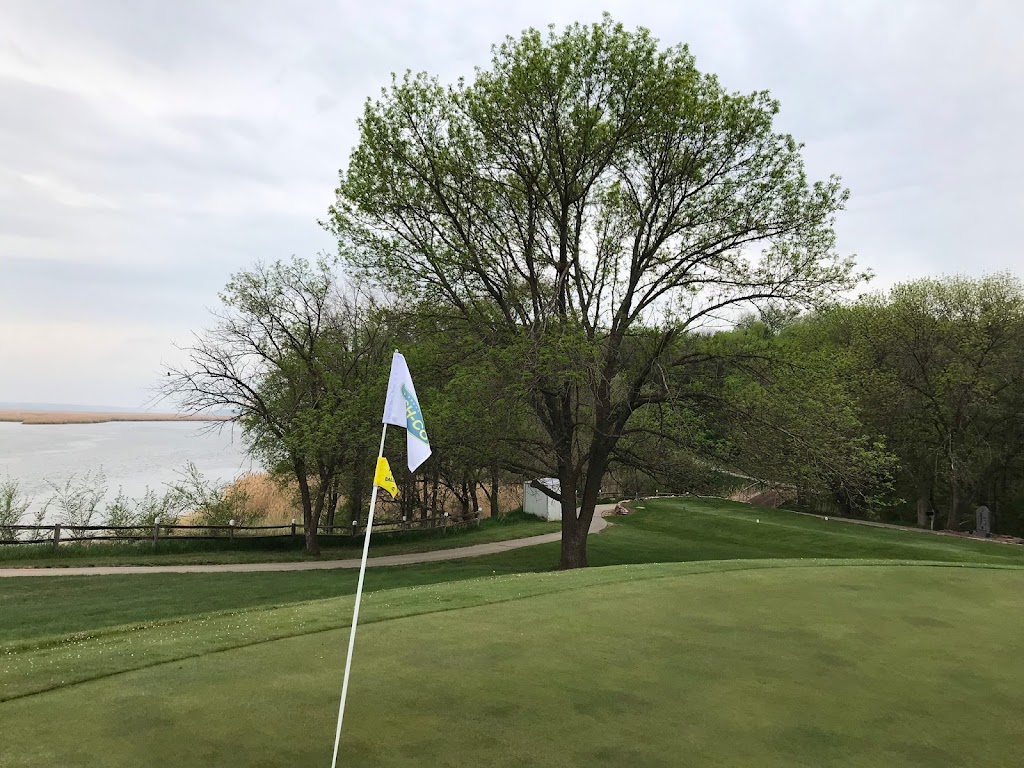 Panoramic view of a lush green golf course at Springfield Golf Club. Smooth